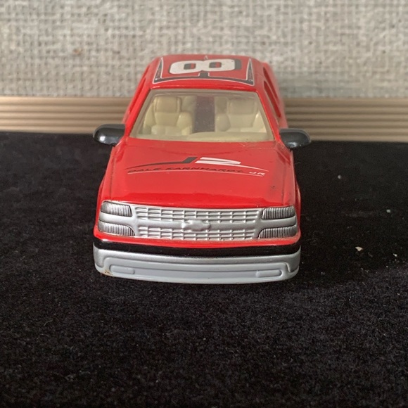 Earnhardt 2003 Chevy Truck - Picture 6 of 9